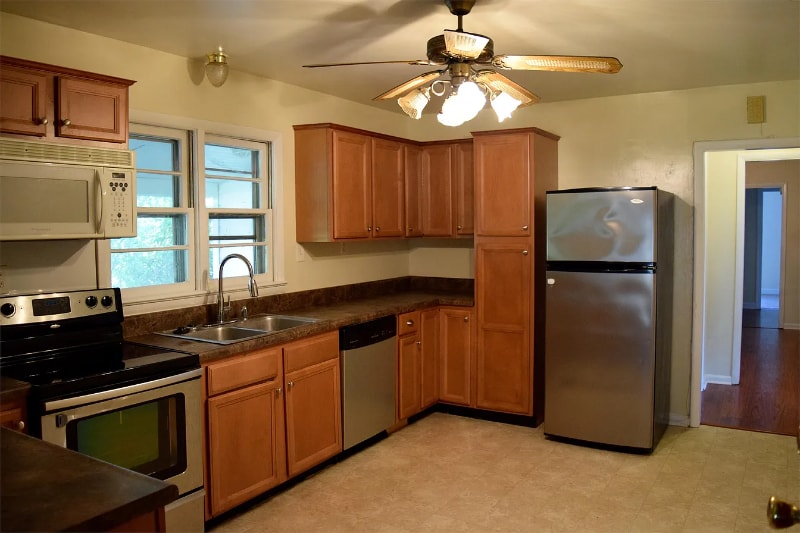 Building Photo - 505 Pocahontas St