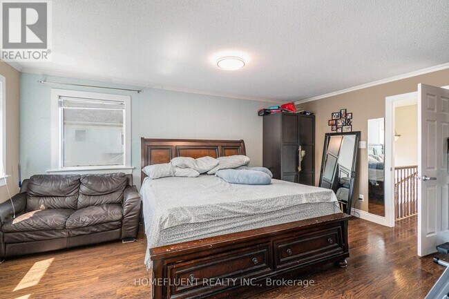 Photo du bâtiment - 411 Sparkman Ave