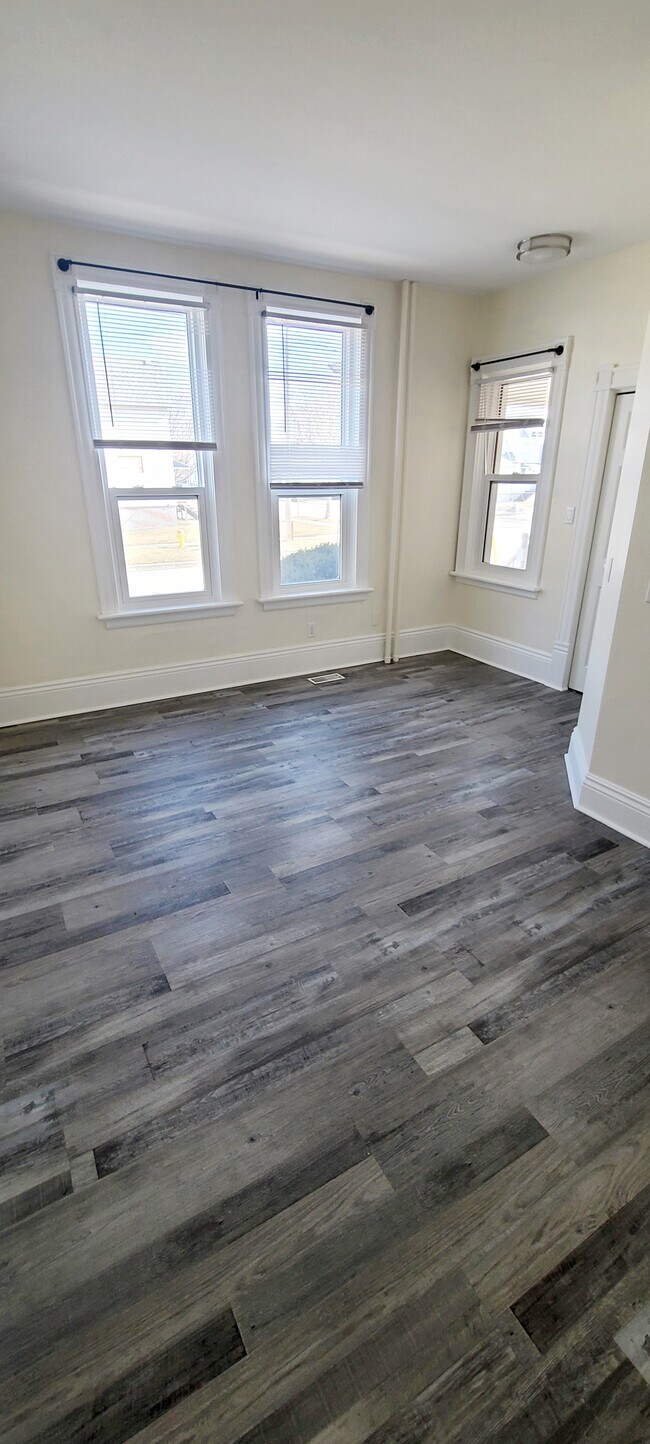 Photo du bâtiment - 282 Wellington St