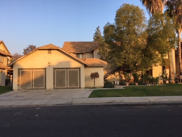 Building Photo - Addorable 2 BD 1 BA SW Apt with Coin opera...