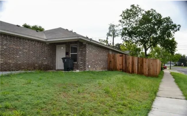 Foto del edificio - 1204 N 18th St