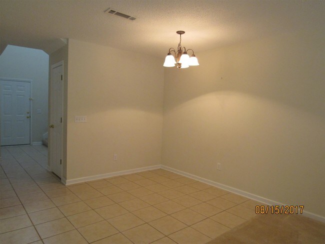 Foto del edificio - 123 Creek Ln