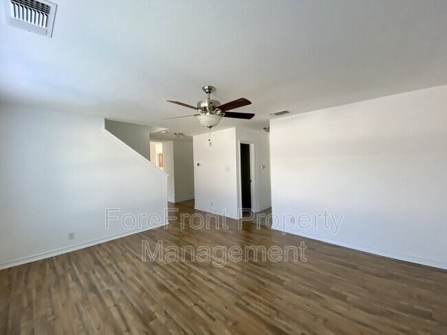 Building Photo - 7139 Sun Valley Dr