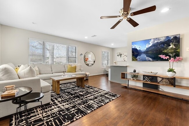 Photo - Cozy Forest Hills Retreat in East Dallas House