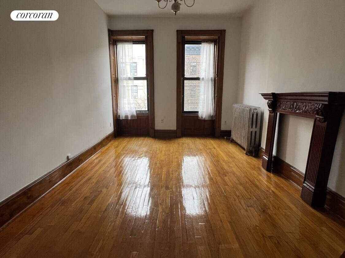 Primary Photo - 119 W 75th St