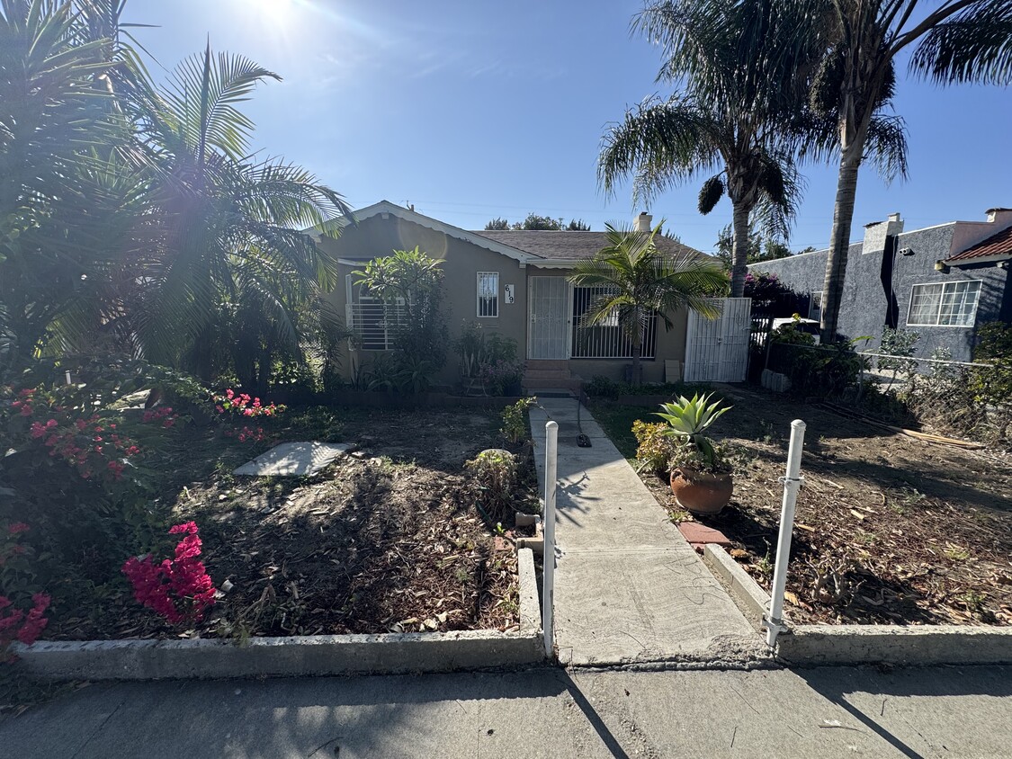 Foto principal - 619 S Bradfield Ave