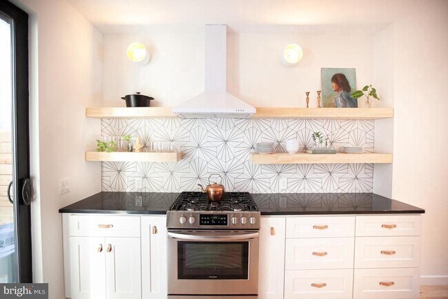 Foto del edificio - 2539 Collins St