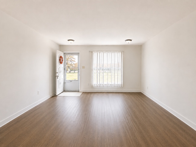Foto del edificio - 220 Sherwood Dr