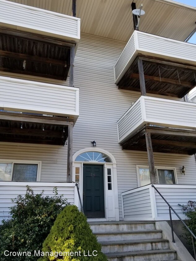 Primary Photo - 1 br, 1 bath House - 24 Orchard St. Apt. E