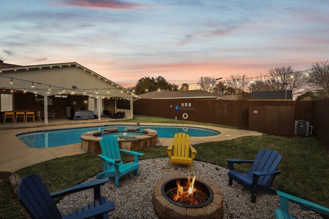 Foto del edificio - 1044 Briarwood Ln