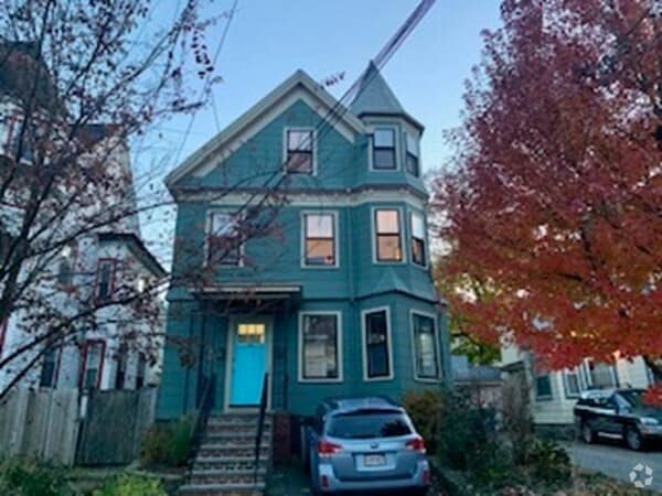 Building Photo - 20 Pleasant Ave