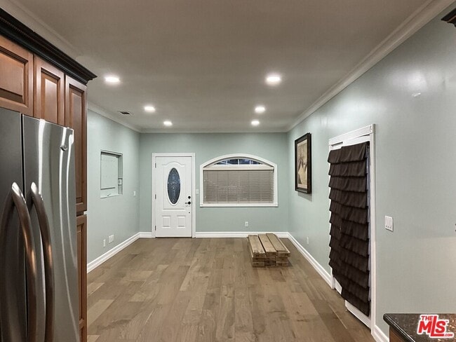 Foto del edificio - 6106 Rockne Ave