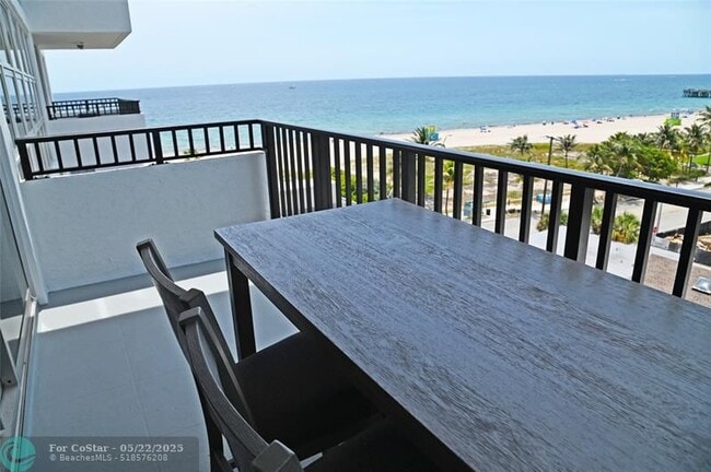 Building Photo - 525 N Ocean Blvd