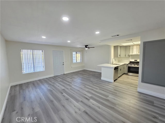 Foto del edificio - 44036 25th St W