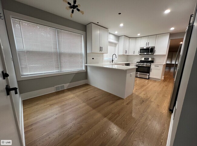 Foto del edificio - 6327 N Spokane Ave