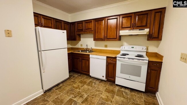 Building Photo - 107 Manorview Ct