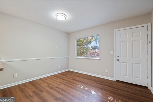 Foto del edificio - 580 Northridge Crossing Dr