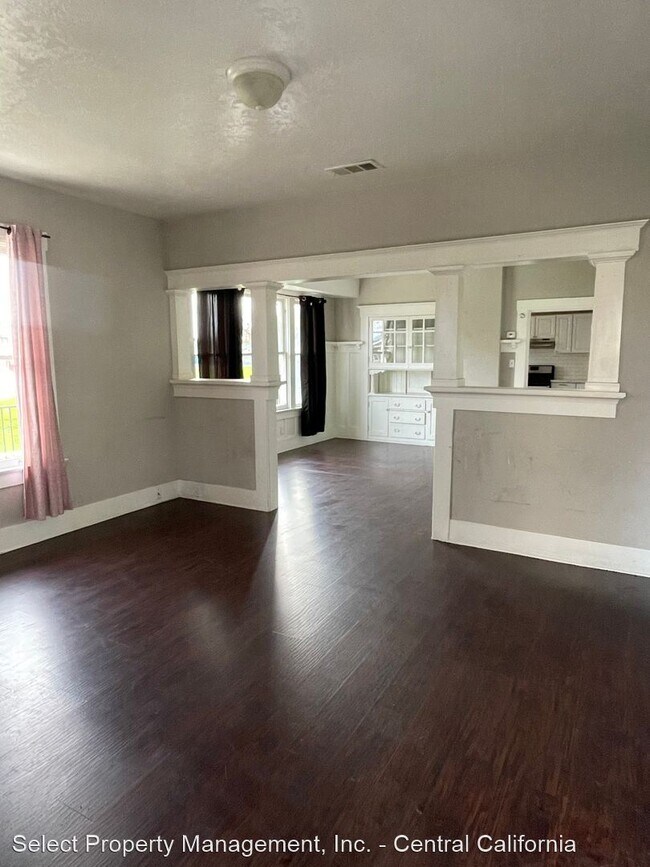 Building Photo - 3 br, 1 bath House - 211 NW Second Avenue