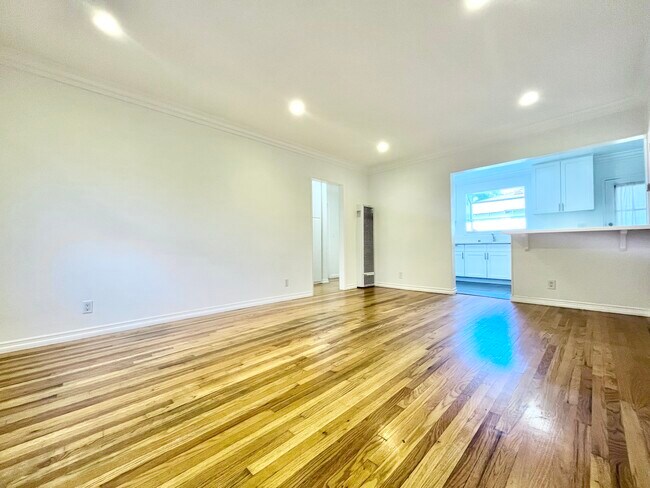 Foto del edificio - 14623 Moorpark St