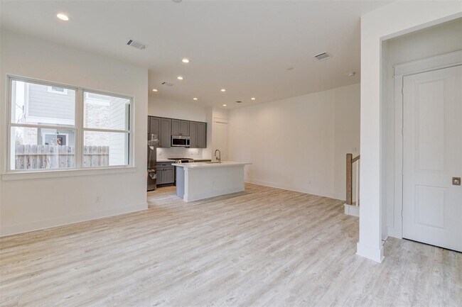 Foto del edificio - 2527 Judiway St