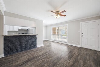 Building Photo - 201 Emerson St