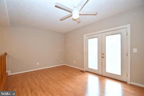 Primary Photo - 16 Oak Crest Ct