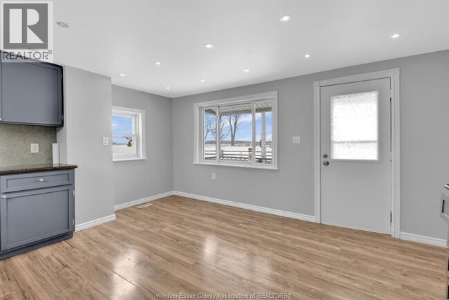 Building Photo - 8031 Riverside Dr E