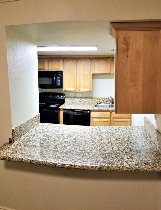 Building Photo - 5730 S 900 E