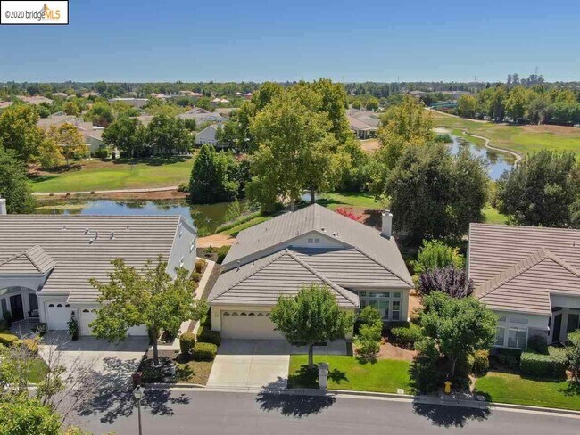 Building Photo - 90 Gala Ln