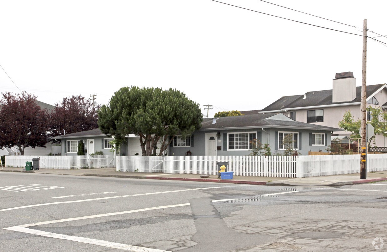 Foto principal - 620-630 Mill St