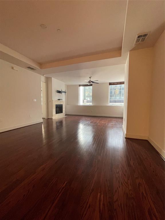 Building Photo - 1505 Elm St