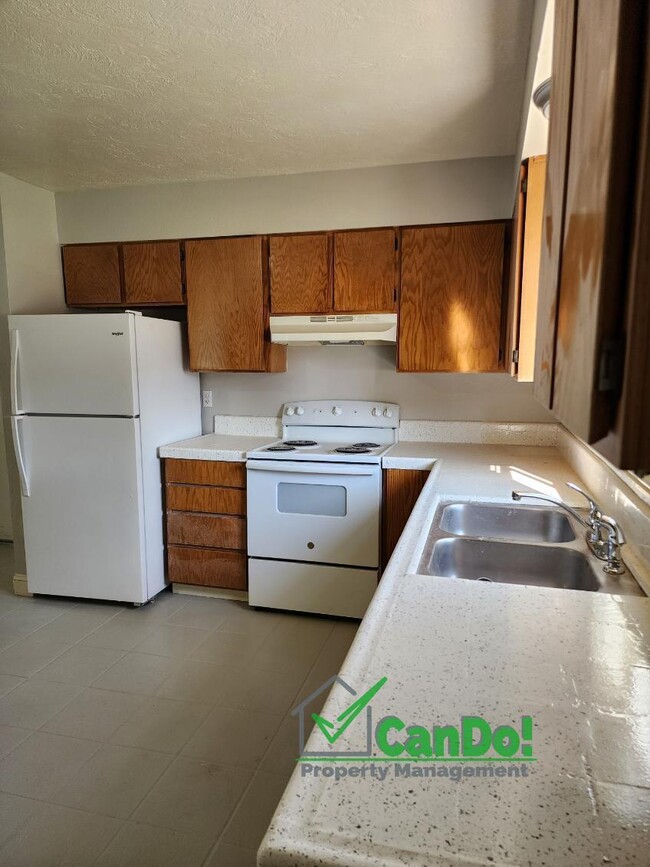 Foto del edificio - Now Available! Updated 3 bedroom, 1 bathro...