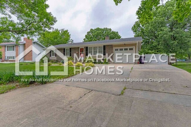 Building Photo - 3145 Ella Ln