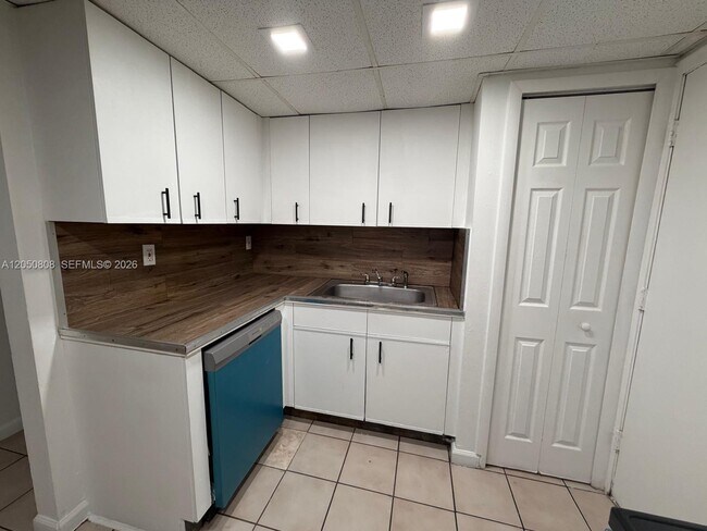 Foto del edificio - 13700 SW 62nd St