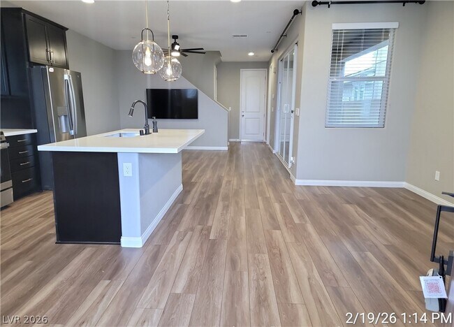 Foto del edificio - 716 N Water St