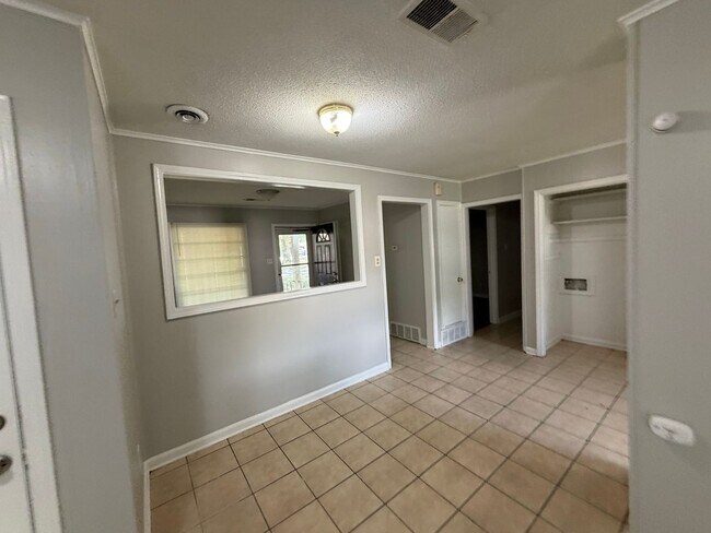 Foto del edificio - 2780 Birchfield Cove