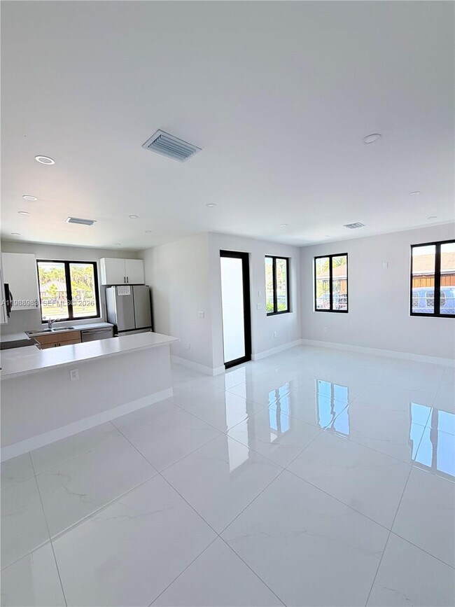 Foto del edificio - 12330 SW 219th St