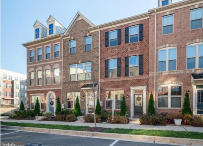Building Photo - 3711 Jamison St NE