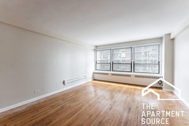 Foto del edificio - 4180 N Marine Dr