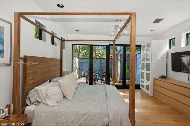 Foto del edificio - 3794 Irvington Ave