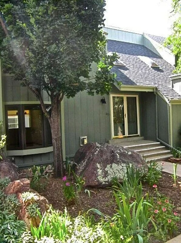 Photo - 65 Benthaven Pl House