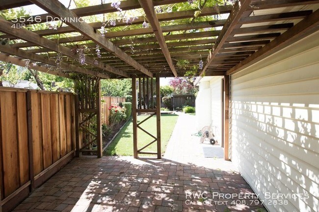 Building Photo - 3546 Dominican Dr