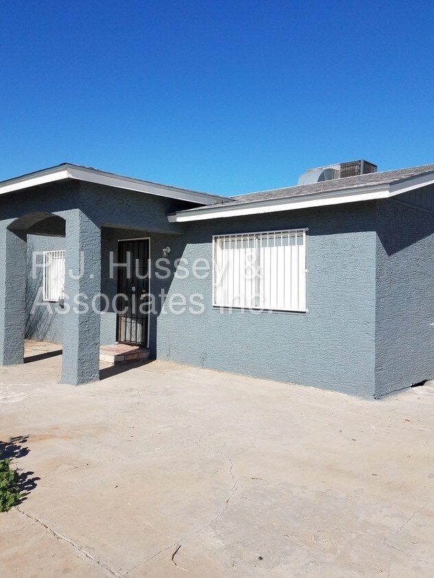 Primary Photo - 1244 S 10th Ave