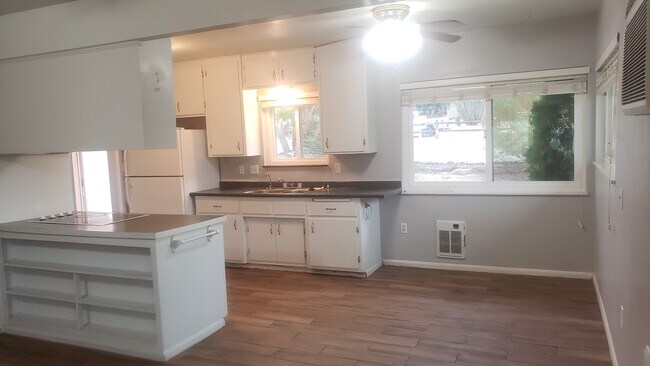 Building Photo - 56784 Anaconda Dr
