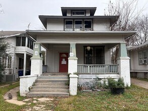 Building Photo - 1105 Portland Ave