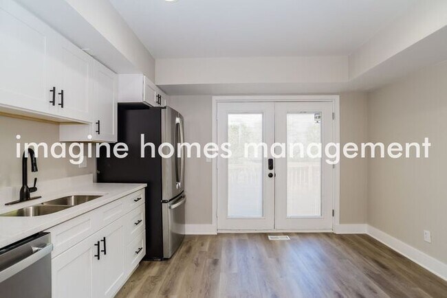 Foto del edificio - 13904 S Sycamore St
