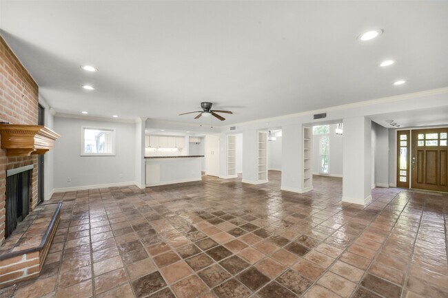 Building Photo - 4707 Nenana Dr