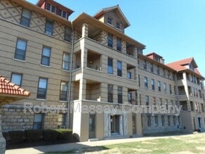 Building Photo - 2014 Cherokee Pkwy