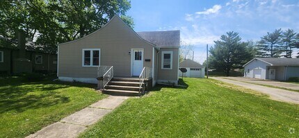 Building Photo - 309 Stewart St