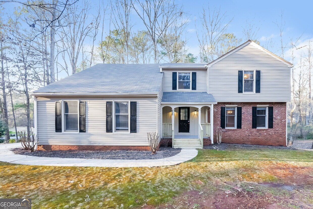 Foto principal - 325 Derby Dr